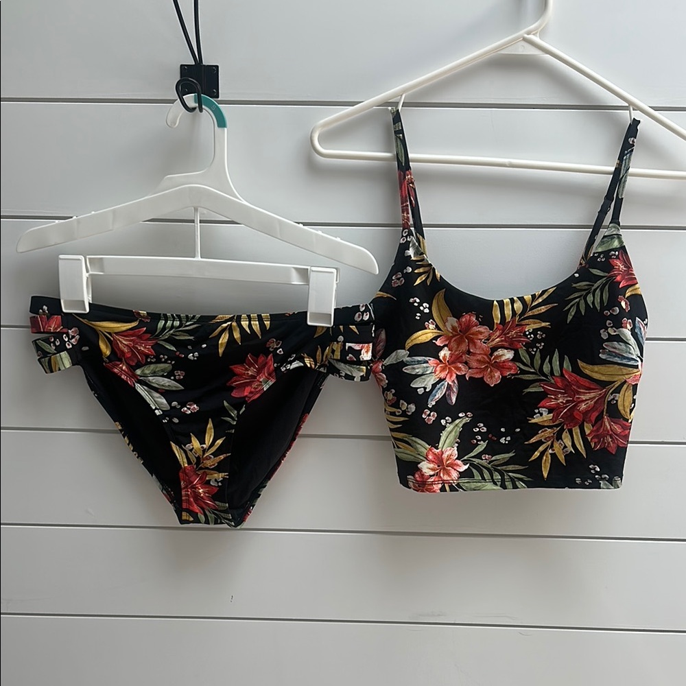 Body Glove Floral Black Crop Swim Set